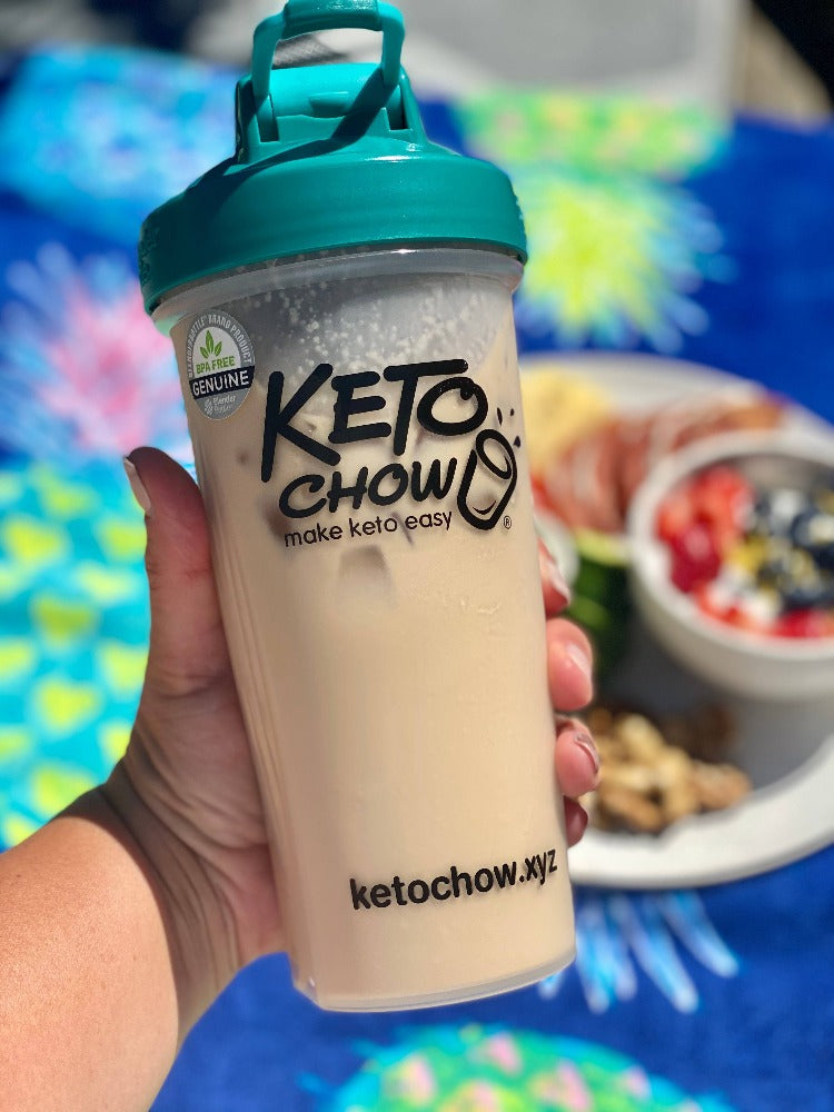 Keto Chow Canada Salted Caramel sample pack shaker bottle on SwitchGrocery Canada